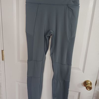 Fabletics Leggings Womens Size XL Gray Polyester Blend Pockets Gym Workout Yoga